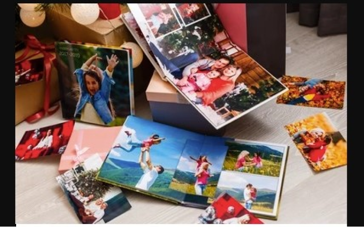 Best-9-family-Christmass-card-photo-ideas-6.png